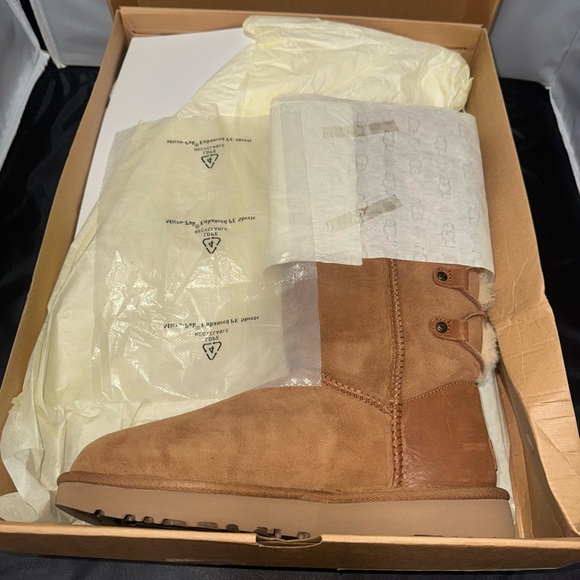 New UGG Kristabelle Tall boots - Corset lace up size 8
Chestnut - Picture 5 of 11